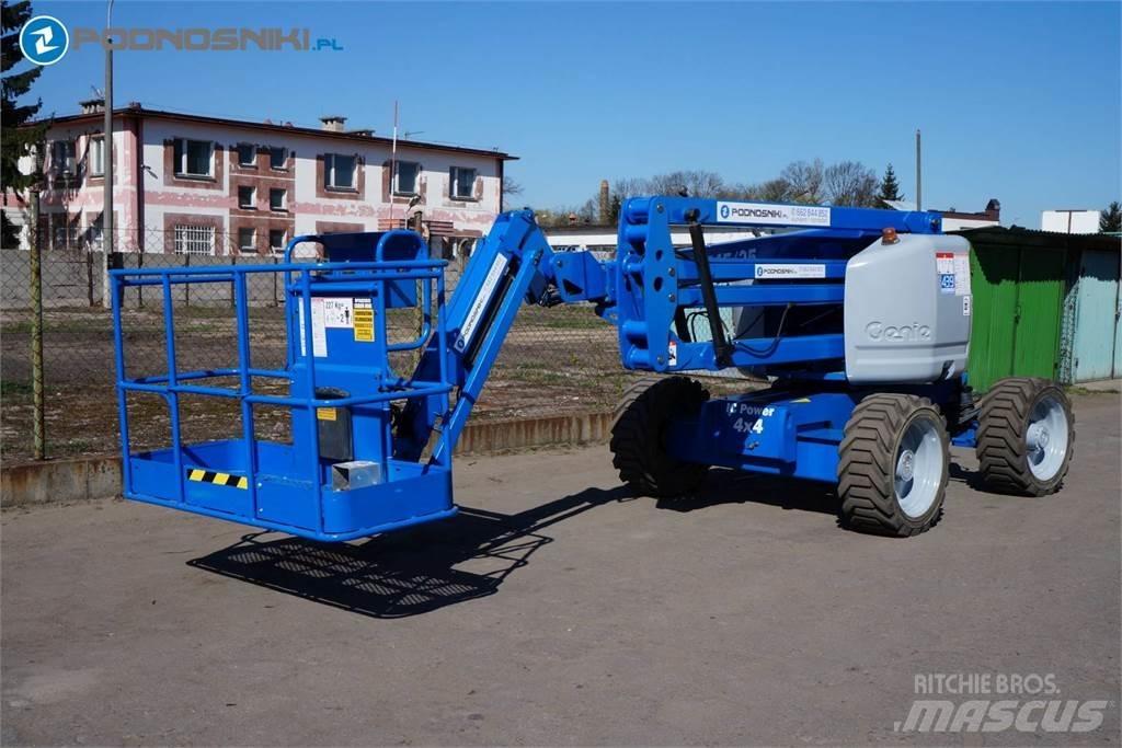 Genie Z45/25J Bomliftar