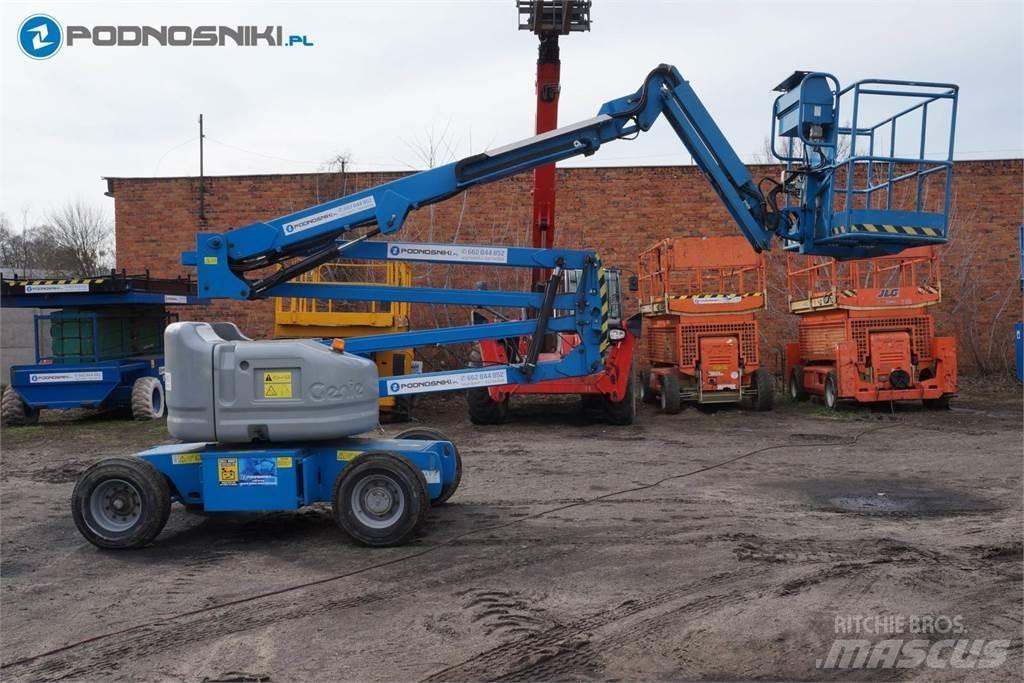 Genie Z45/25J DC Bomliftar
