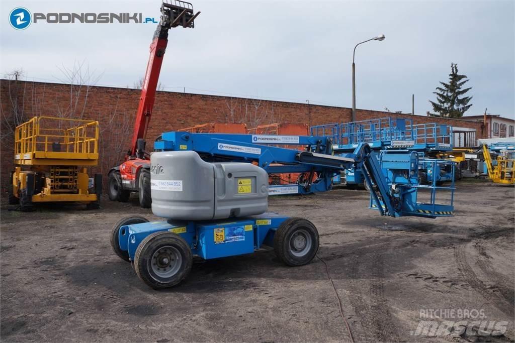 Genie Z45/25J DC Bomliftar