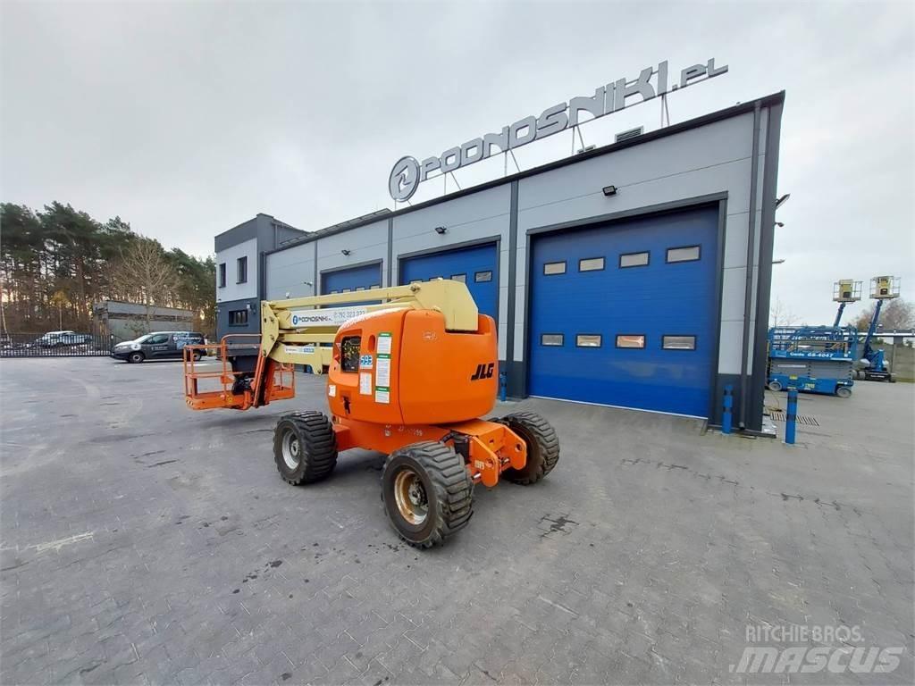 JLG 450AJ Bomliftar