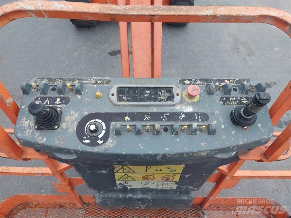 JLG 450AJ Bomliftar