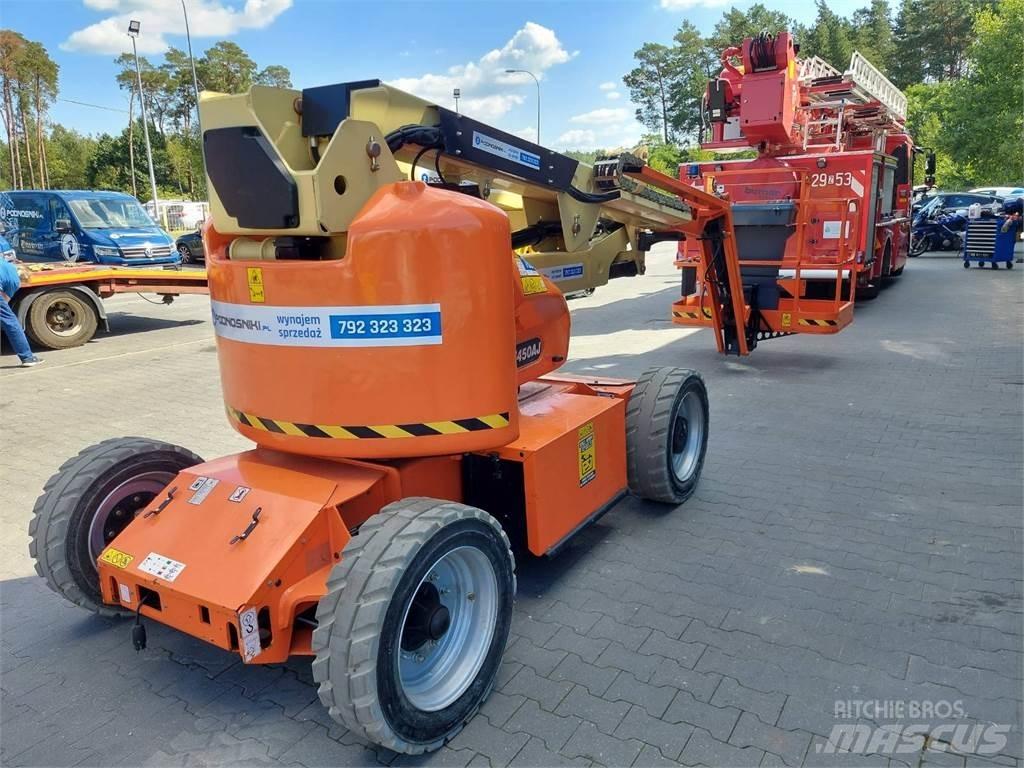 JLG E450AJ Bomliftar
