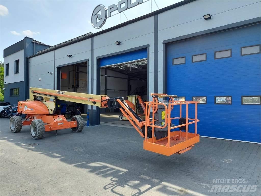 JLG M600JP Bomliftar