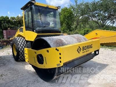 Bomag BW213DH-5 Entreprenad - Övrigt