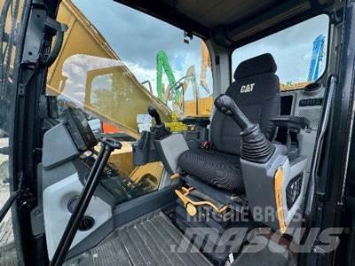 CAT 320 Bandgrävare