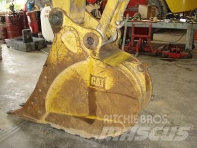 CAT 320C, Bucket GP 24 Övriga