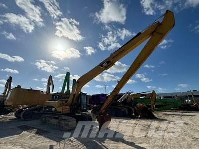 CAT 324DL Long Reach Bandgrävare