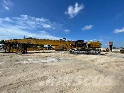 CAT 390FL UHD Rivningsgrävare