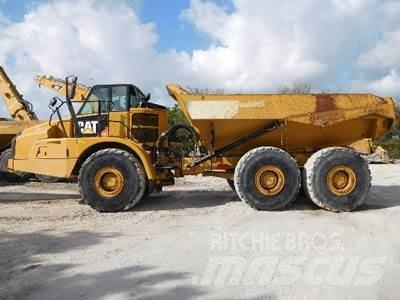 CAT 740B Midjestyrd dumper