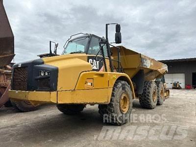 CAT 740B Midjestyrd dumper