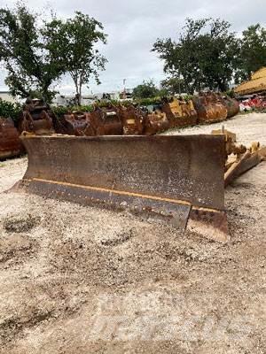 CAT D8T Angle Blade Övriga