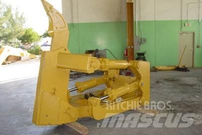 CAT D8T /D8R Ripper, S/S Övriga