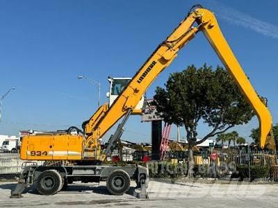 Liebherr A934C Avfalls / industri hantering