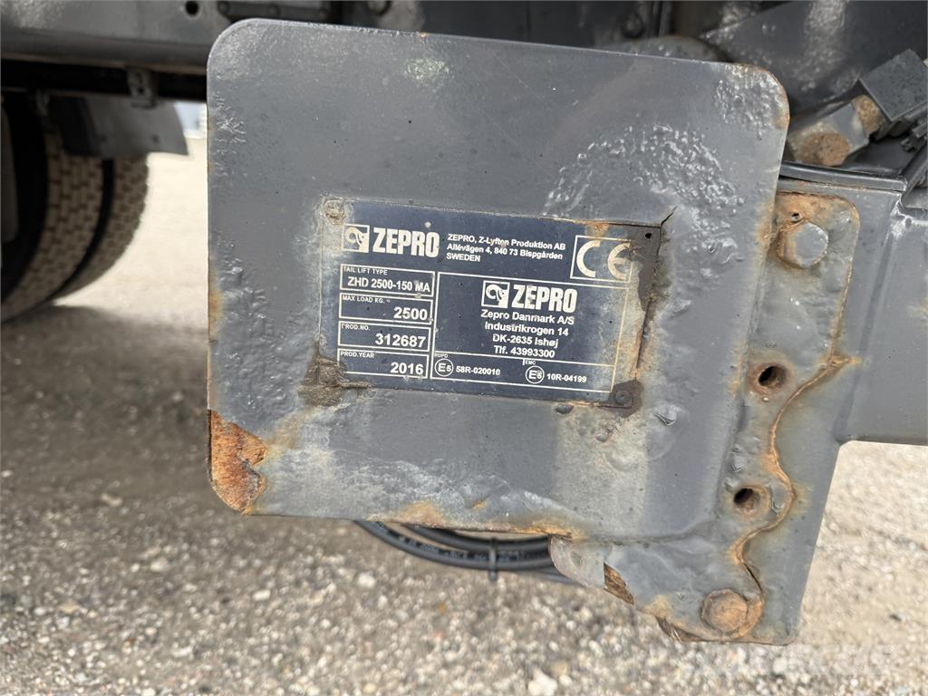 Scania G320 4x2 Kapellbil