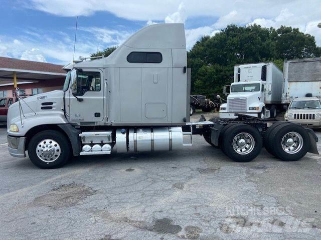 Mack CXU613 Dragbilar