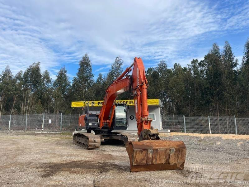 Hitachi ZX250LC-6 Bandgrävare
