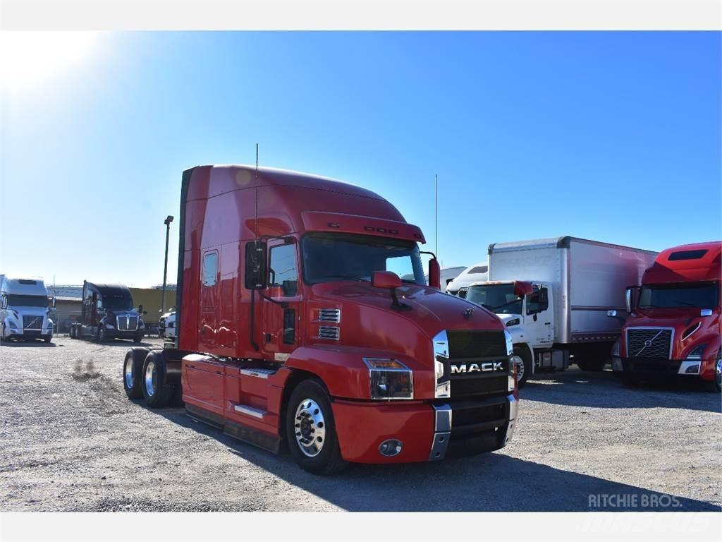 Mack ANTHEM Dragbilar
