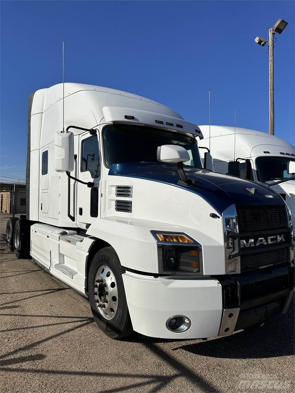 Mack ANTHEM Dragbilar