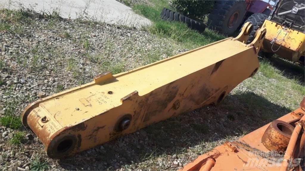 CAT 231D Chassi och upphängning