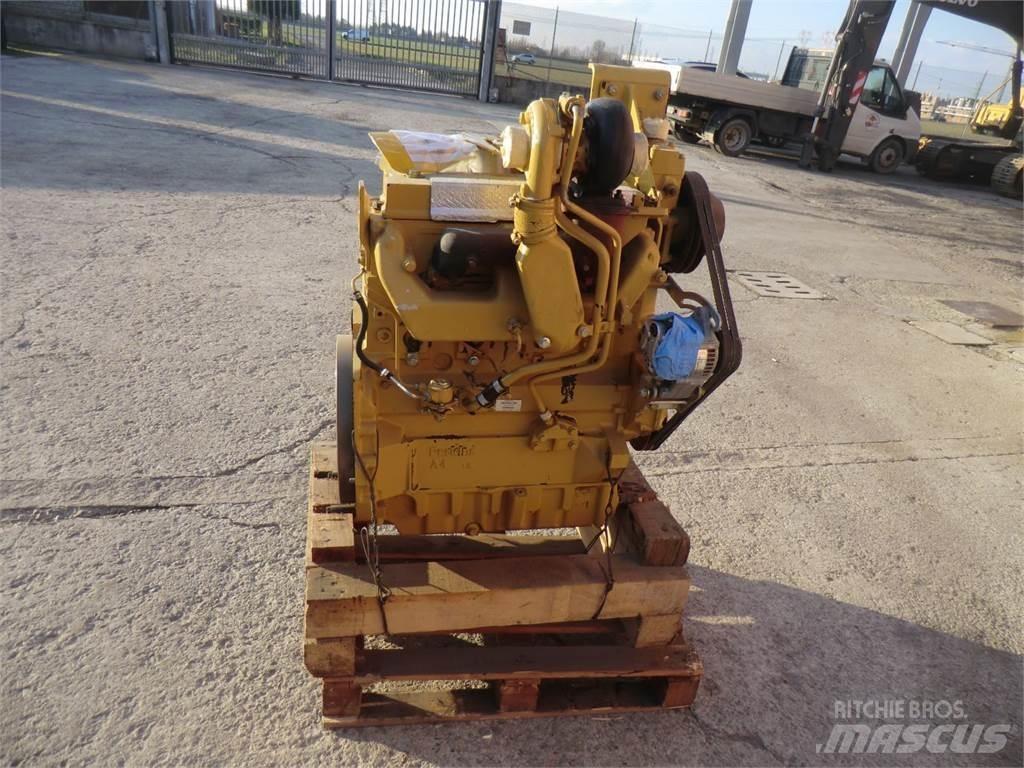 CAT 3054 Motorer