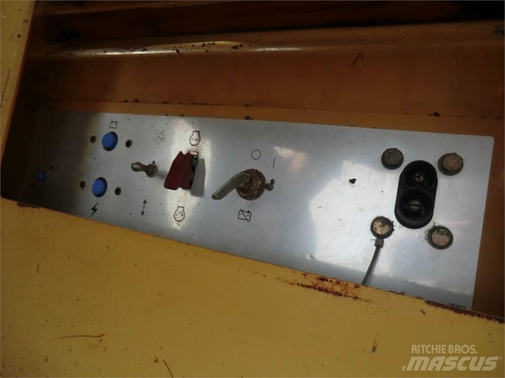 CAT 323D Entreprenad - Övrigt