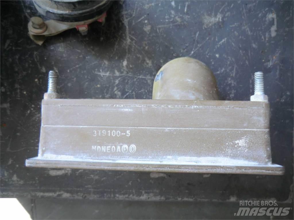 CAT 438C Entreprenad - Övrigt