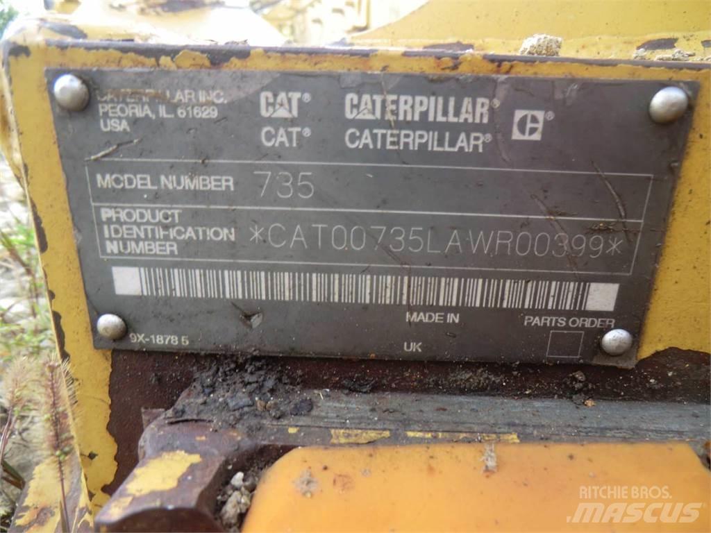 CAT 735 Chassi och upphängning