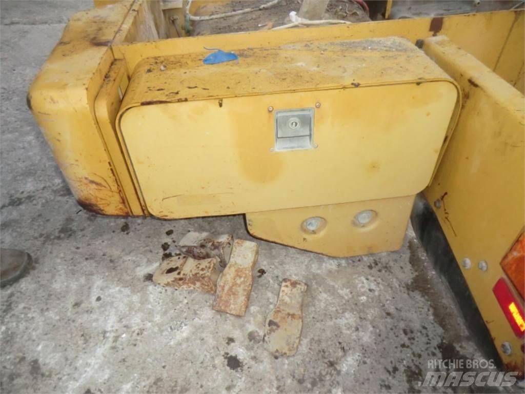 CAT 928G Chassi och upphängning