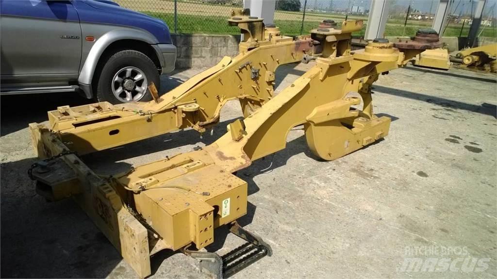 CAT 962H Chassi och upphängning