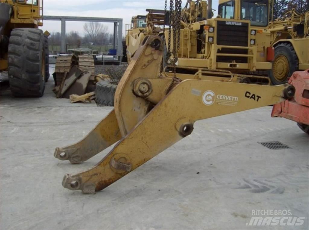 CAT 963 Chassi och upphängning