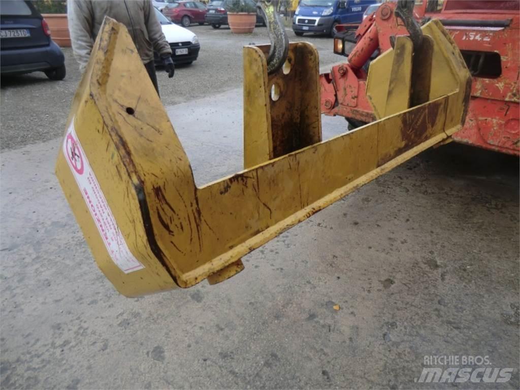 CAT 963D Chassi och upphängning