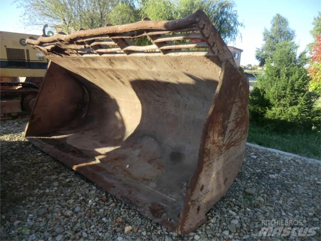 CAT 988B Entreprenad - Övrigt