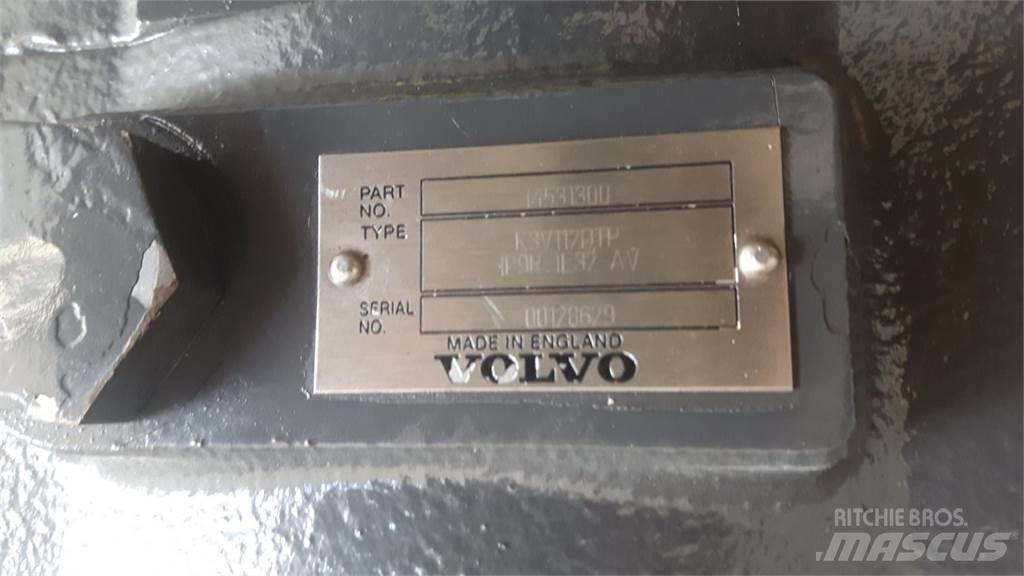 CAT 988H Chassi och upphängning