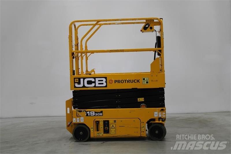JCB S1930E Saxliftar