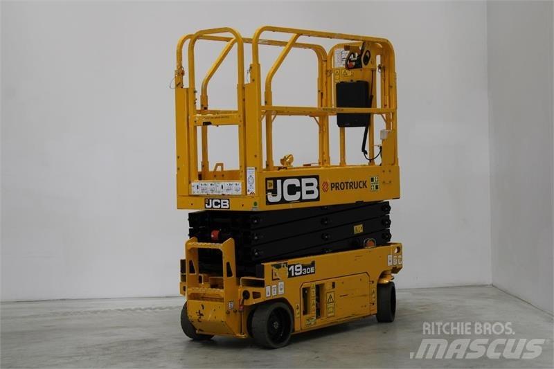 JCB S1930E Saxliftar