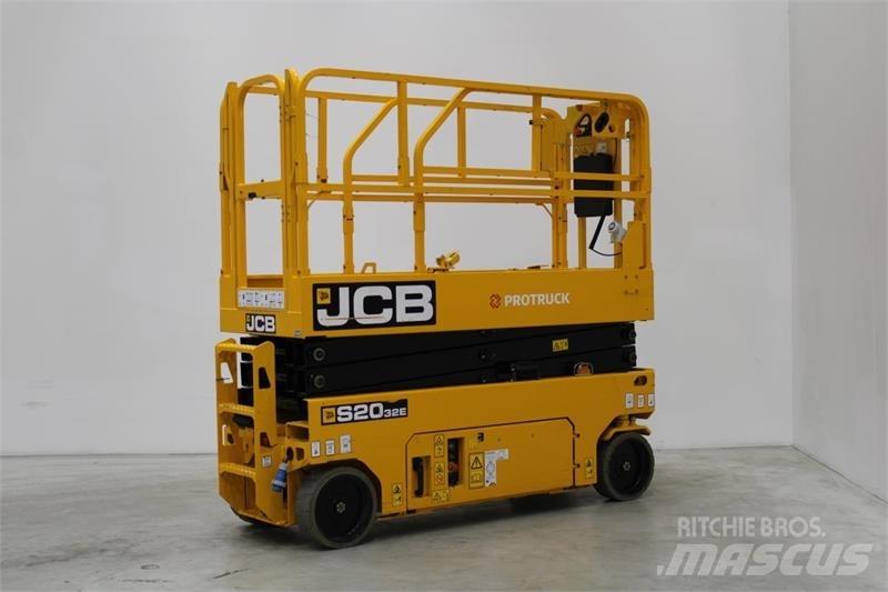 JCB S2032E Saxliftar
