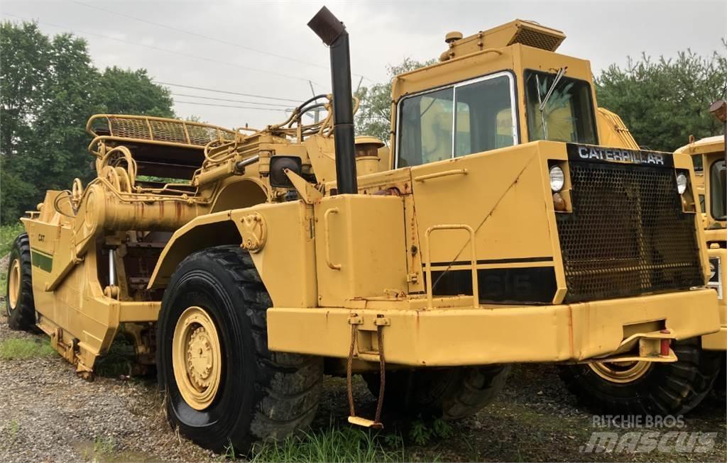 CAT 615 Schaktvagnar