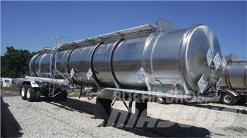 Polar SRX7 Tanktrailer