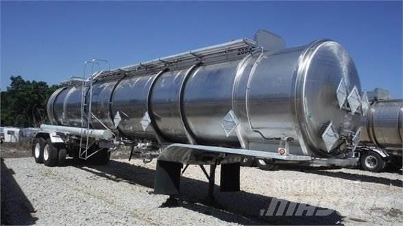 Polar SRX7 Tanktrailer