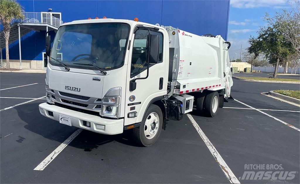 Isuzu NRR Sopbilar