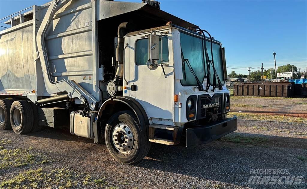 Mack 600 Sopbilar