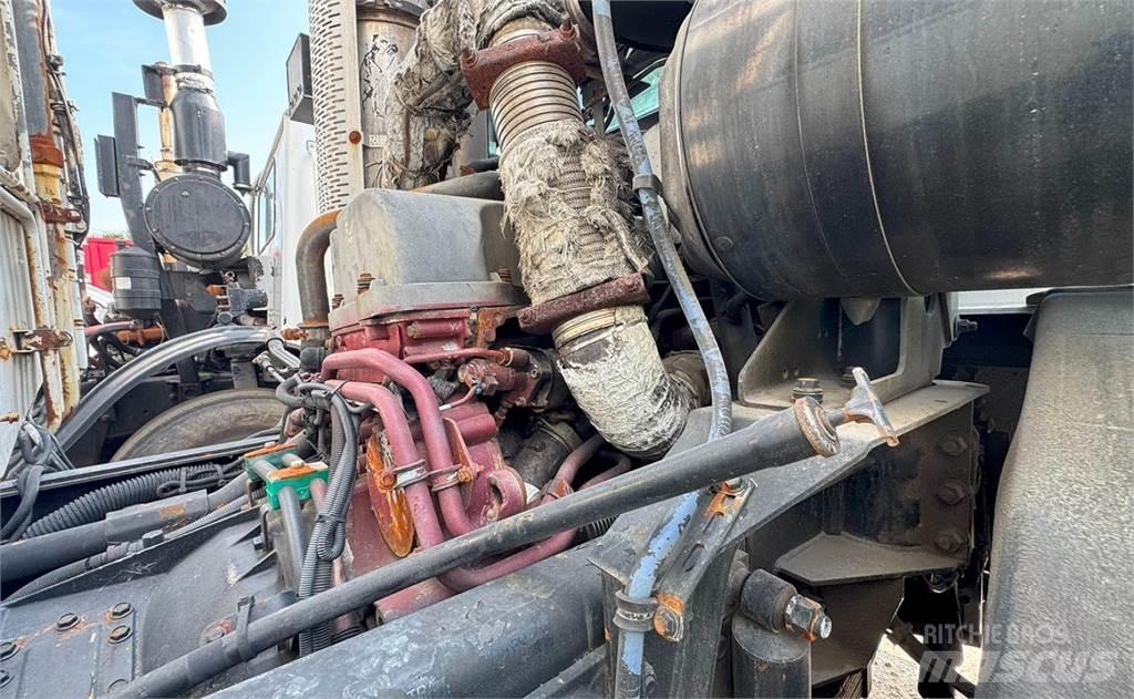 Mack LEU613 Sopbilar