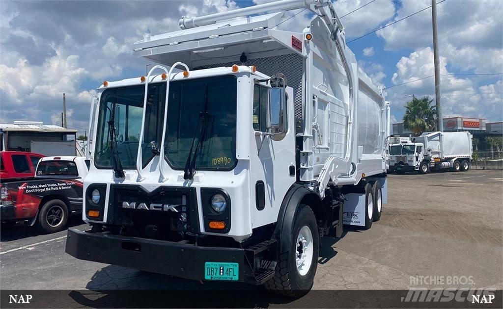 Mack LEU613 Sopbilar
