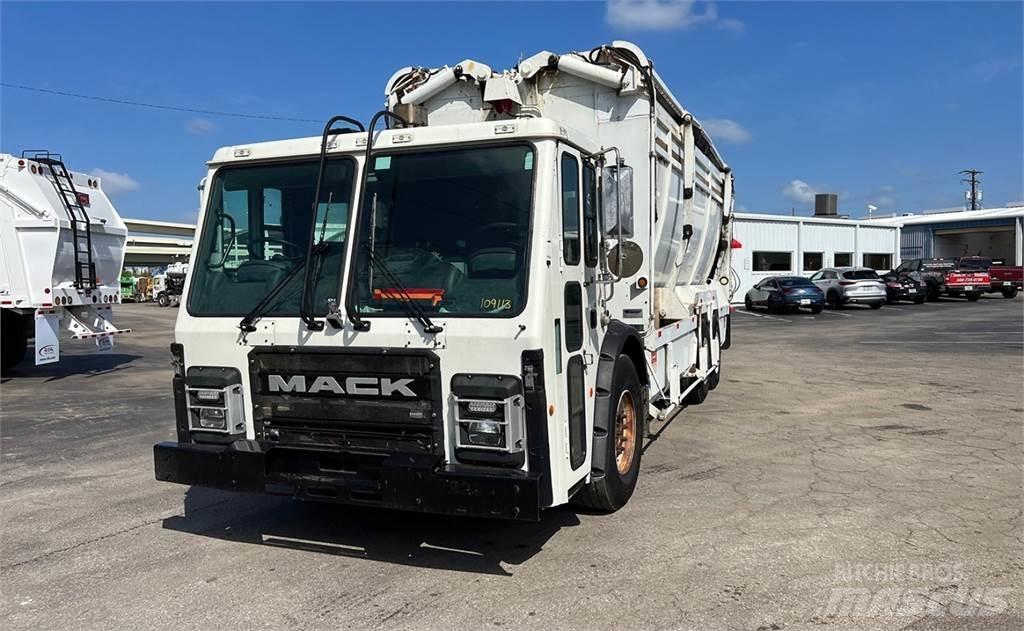 Mack LR613 Sopbilar