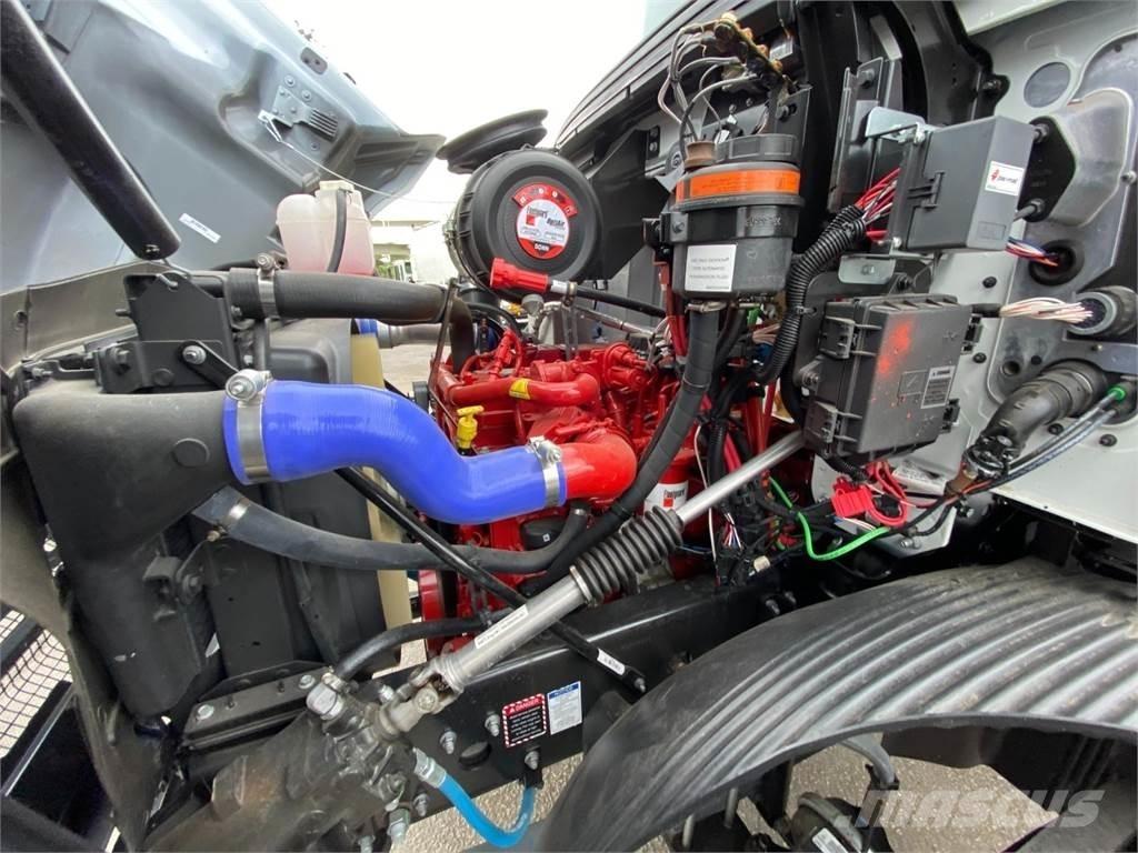 Mack MD6 Gripar