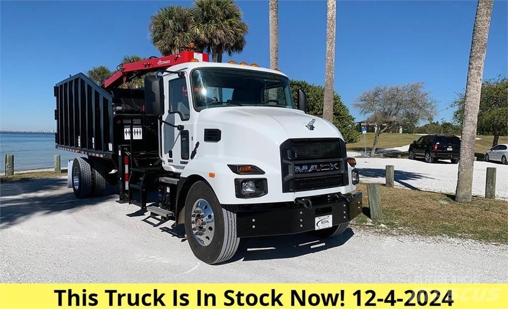 Mack MD7 Gripar