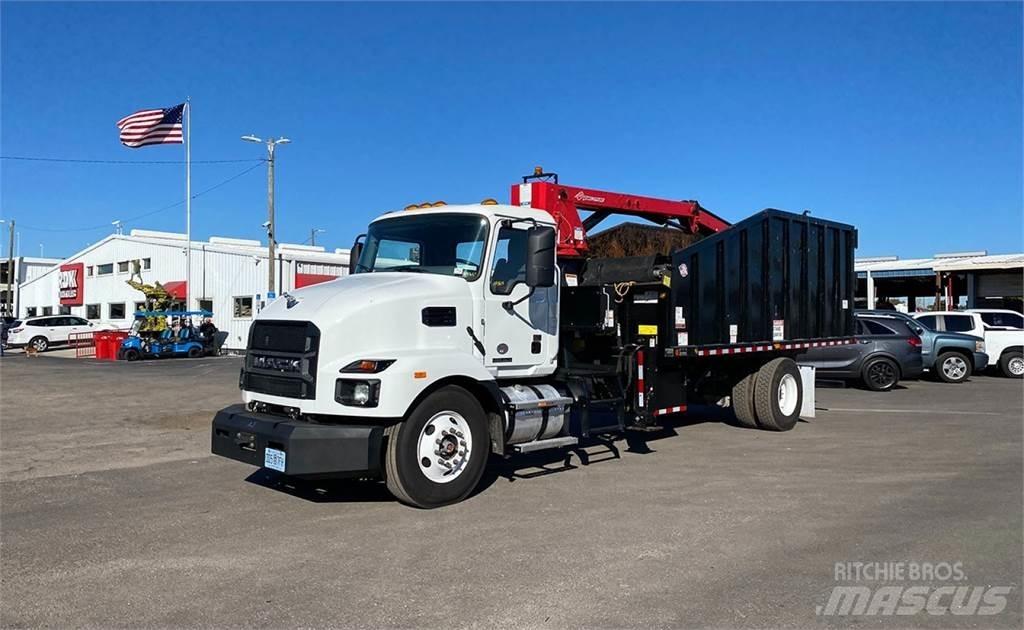 Mack MD7 Gripar