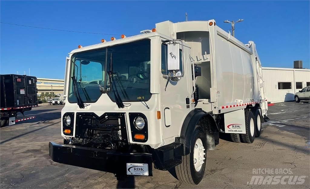 Mack MRU613 Sopbilar