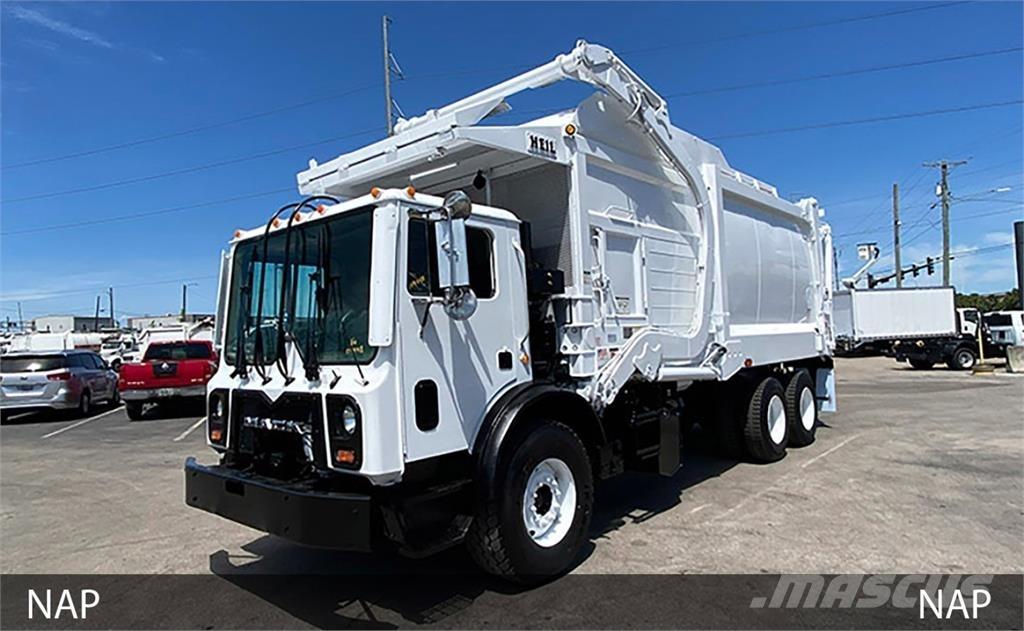 Mack MRU613 Sopbilar