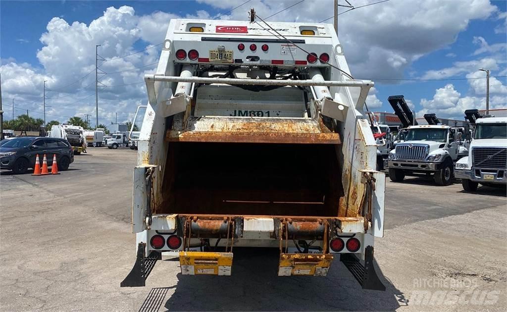 Mack TE64 Sopbilar